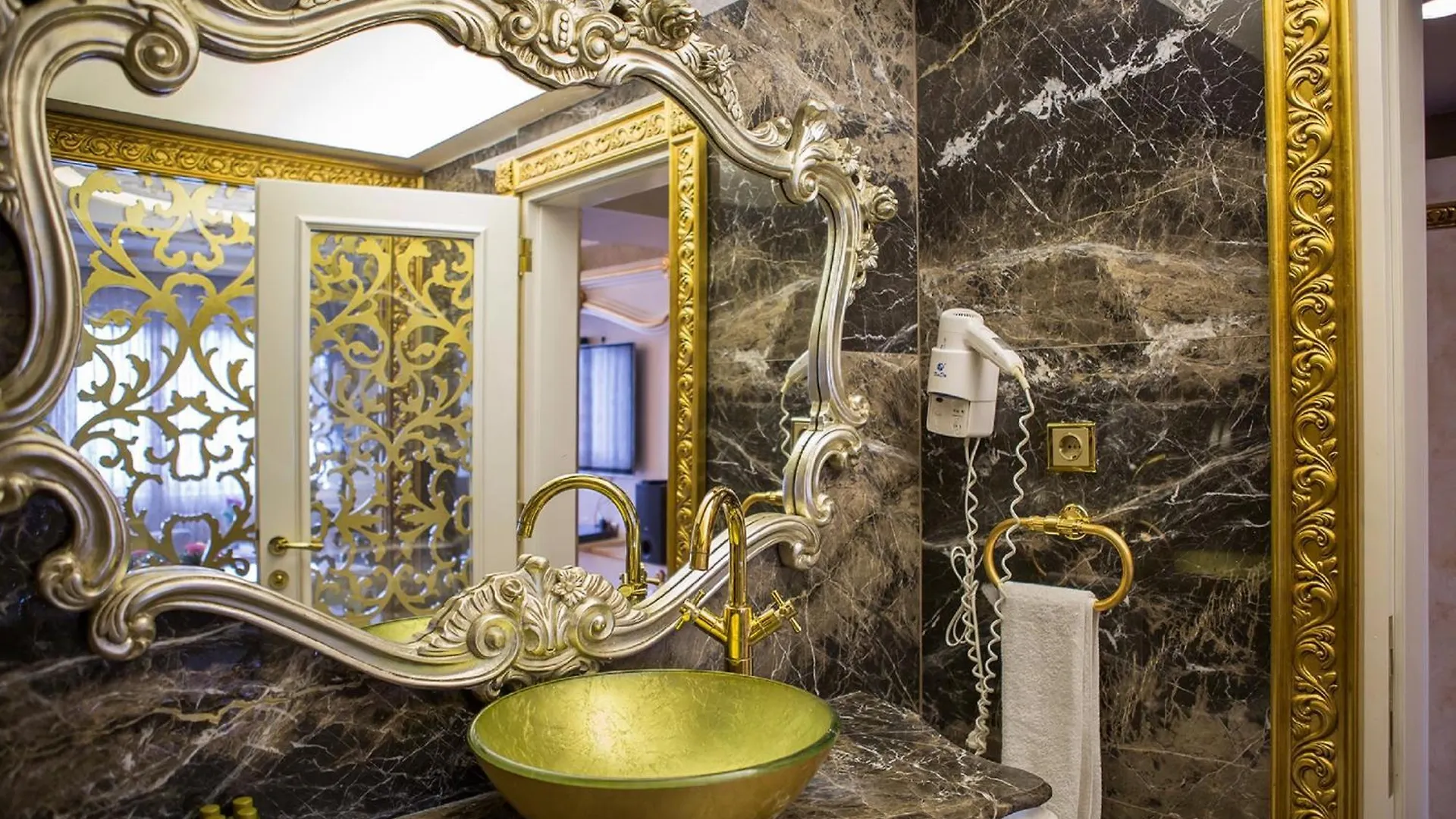Hotel Buyuk Hamit Estambul