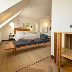 first-hotel-mayfair.copenhagenhotelselect.com/
