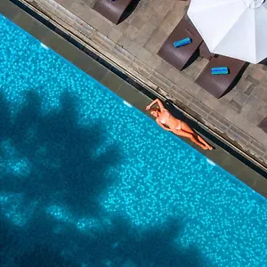 https://sol-house-legian.ubudhotelsnow.com