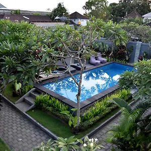 https://la-house-apartment.hotelsseminyak.net